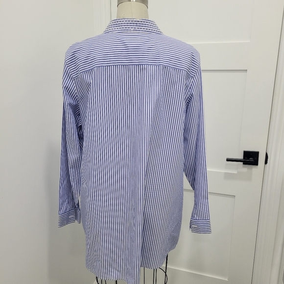 NWOT Chico's Women's Blue/White Stripe Rhinestone Collar Button Up Top Sz 3 - Picture 3 of 12